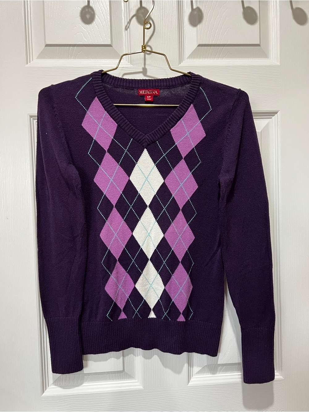 Merona Argyle Diamond Pattern V-neck Sweater Purple Size Small Long Sleeve